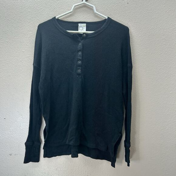 Offline by Aerie Waffle Knit Henley SZ S Snap Button Thumbholes Oversized Lounge - Picture 1 of 3